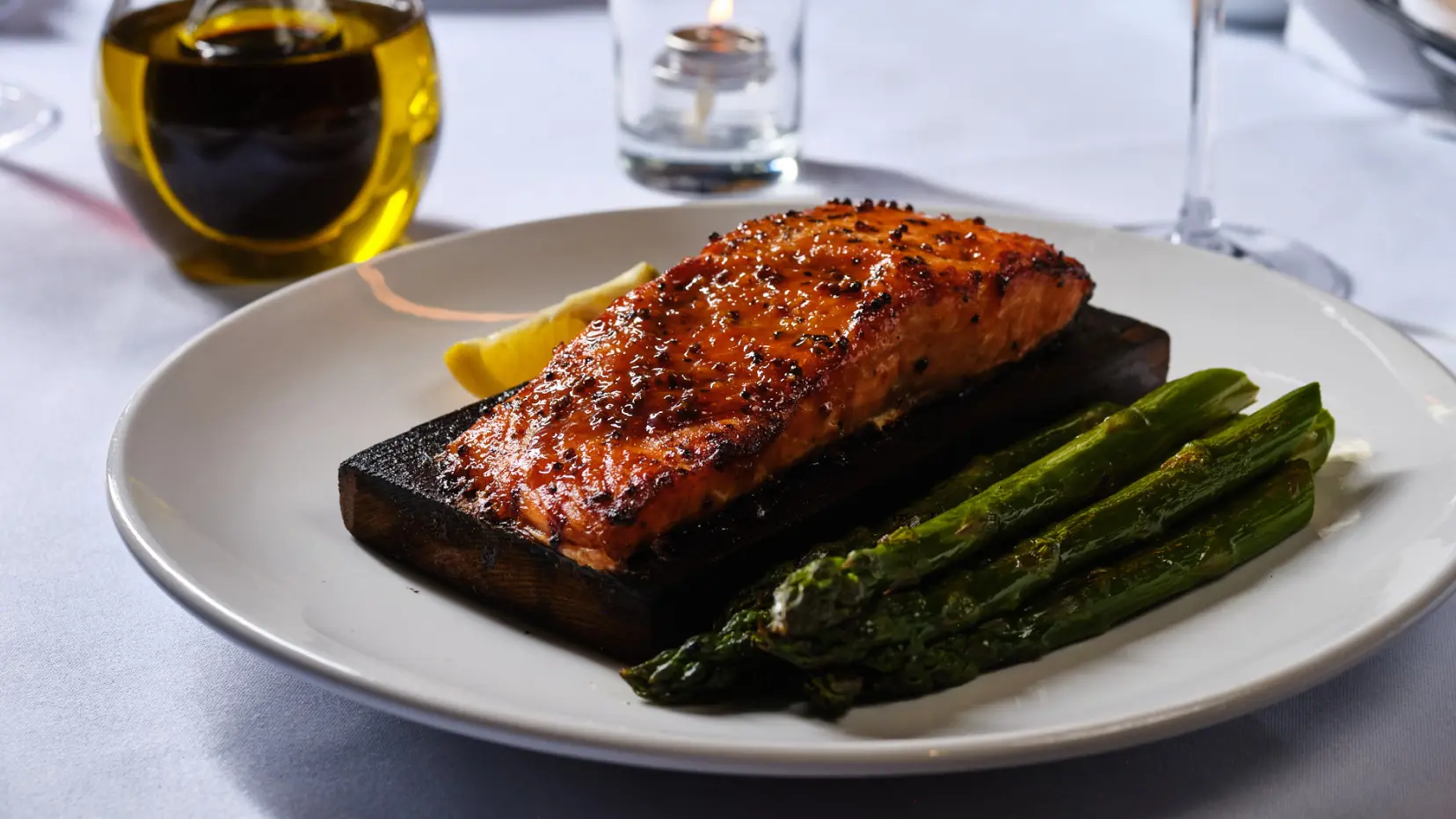 Grilled salmon and asparagus dish