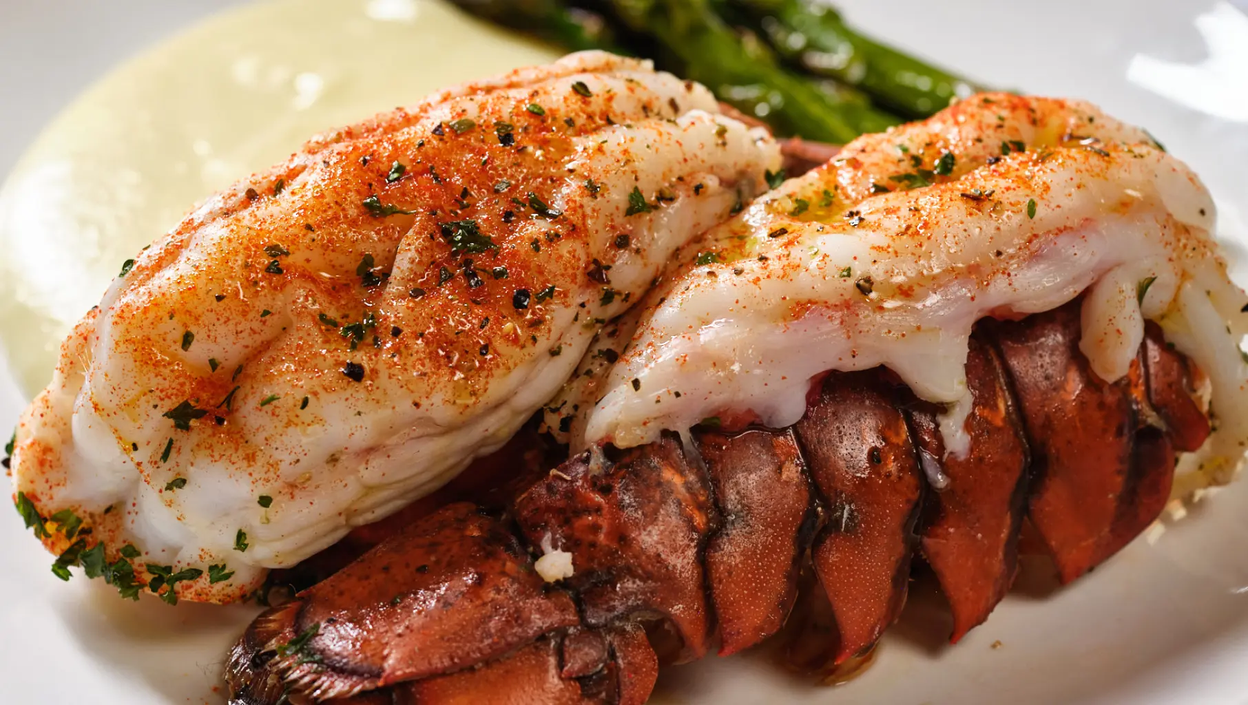 Seasoned lobster tail plate
